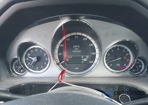 2011 Mercedes-Benz E 350 4Matic z USA, uszkodzony, nr VIN WDDHF8HB3BA348612